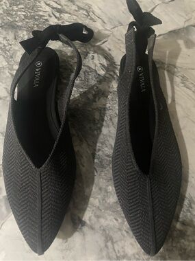 Women's Black Viviaia Pointed Slingback Tie Flats - 37 (7)